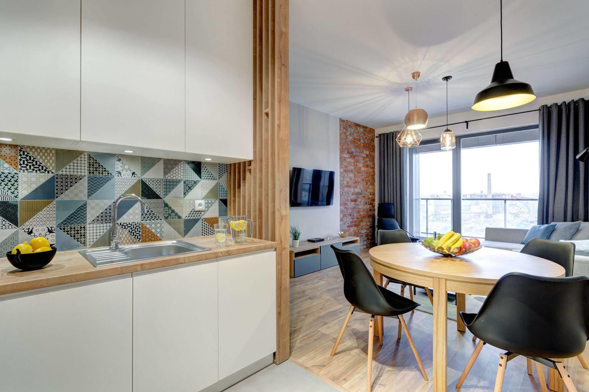 Dom & House - Apartments Brabank Old Town Гданьск Экстерьер фото